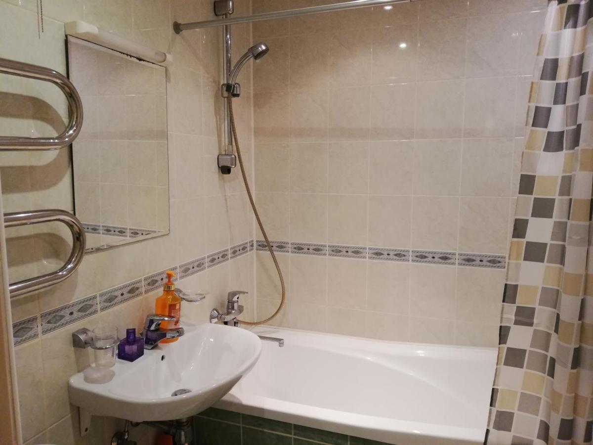 15 Minutes From The Beach And City Center 7 Minutes From The Airport Рига Экстерьер фото